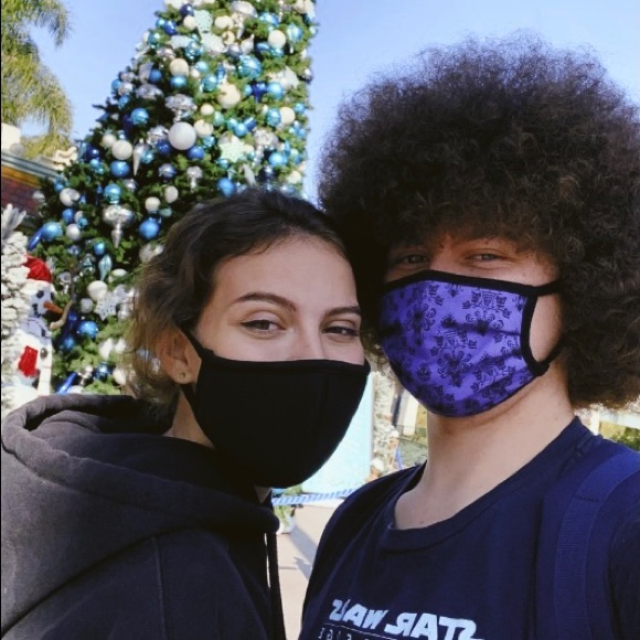 𝖬𝖾𝖾𝗍 𝗒𝗈𝗎𝗋 𝗉𝗈𝗌𝗁𝖾𝗋𝗌🤍 - Picture 1 of 1